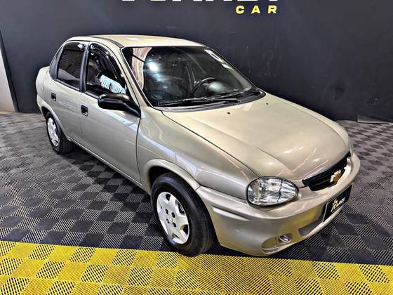 CHEVROLET CLASSIC 1.0 MPFI LIFE 8V FLEX 4P MANUAL CHEVROLET CLASSIC 1.0 MPFI LIFE 8V FLEX 4P MANUAL
